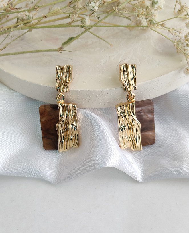 گوشواره برند زارا طرح اروپای شرقی
